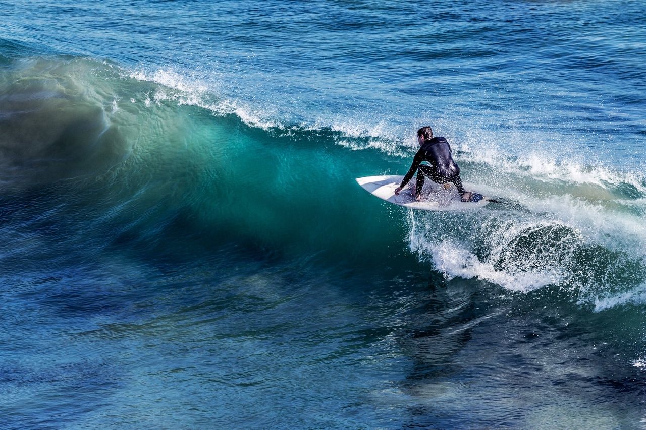 Surfen in Kroatië: Adrialin puur - Windsurfen, Kitesurfen en Golfsurfen